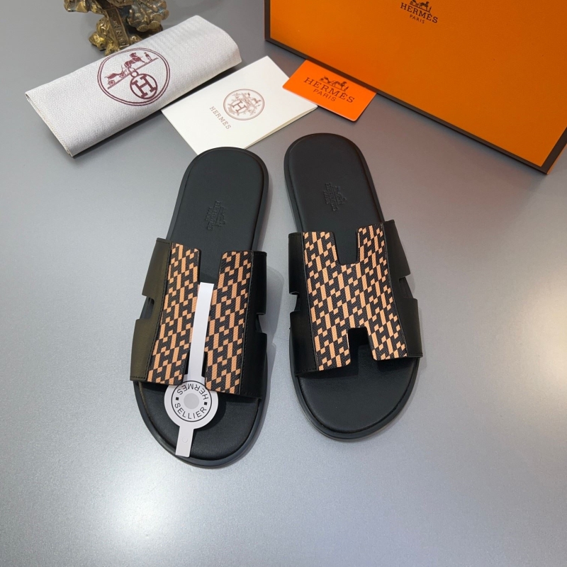 H**mes slippers
